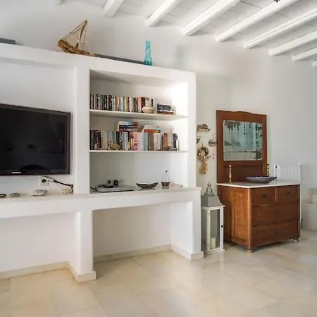 Seafront Pet Friendly Wakening Senses Villa Parikia (Paros)